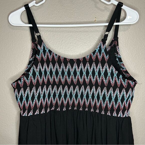 Torrid Babydoll Challis Embroidered Smocked Cami top plus size 1X - Picture 6 of 9